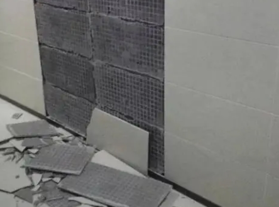 新邱瓷砖空鼓维修公司分享下新邱墙砖松动维修的知识